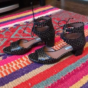 Tabitha Simmons size 40 black eyelet sandals